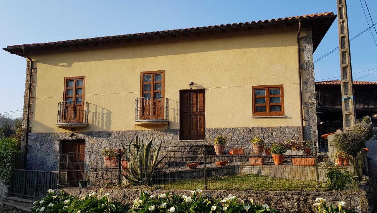 Vivienda Vacacional Casa Abuela Herminia Colunga Exteriér fotografie